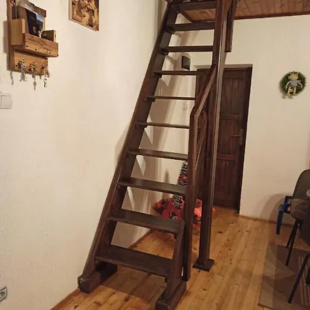 Semesterbostad Pahulja Tara