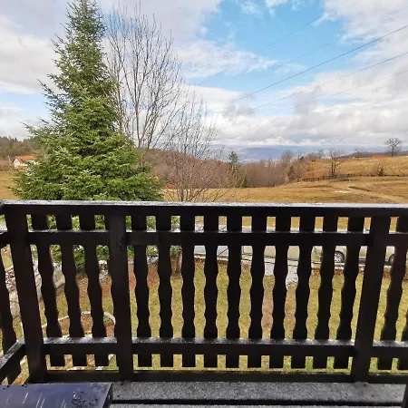 Pahulja Tara Case de vacanță