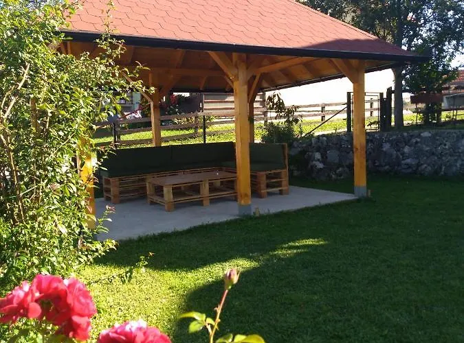 Pahulja Tara Ferienhaus